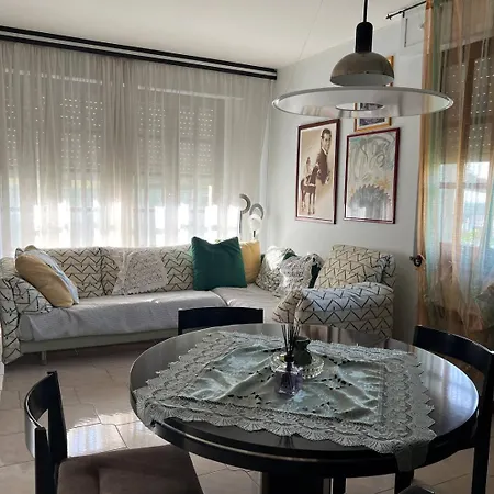 Holiday home Vacanze Efisio E Vilma